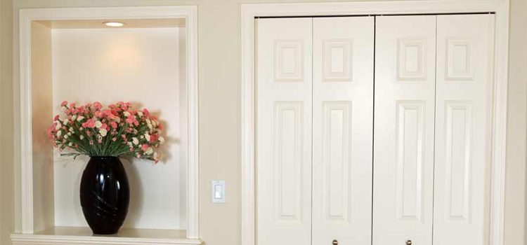 residential closet door repair in Calimesa